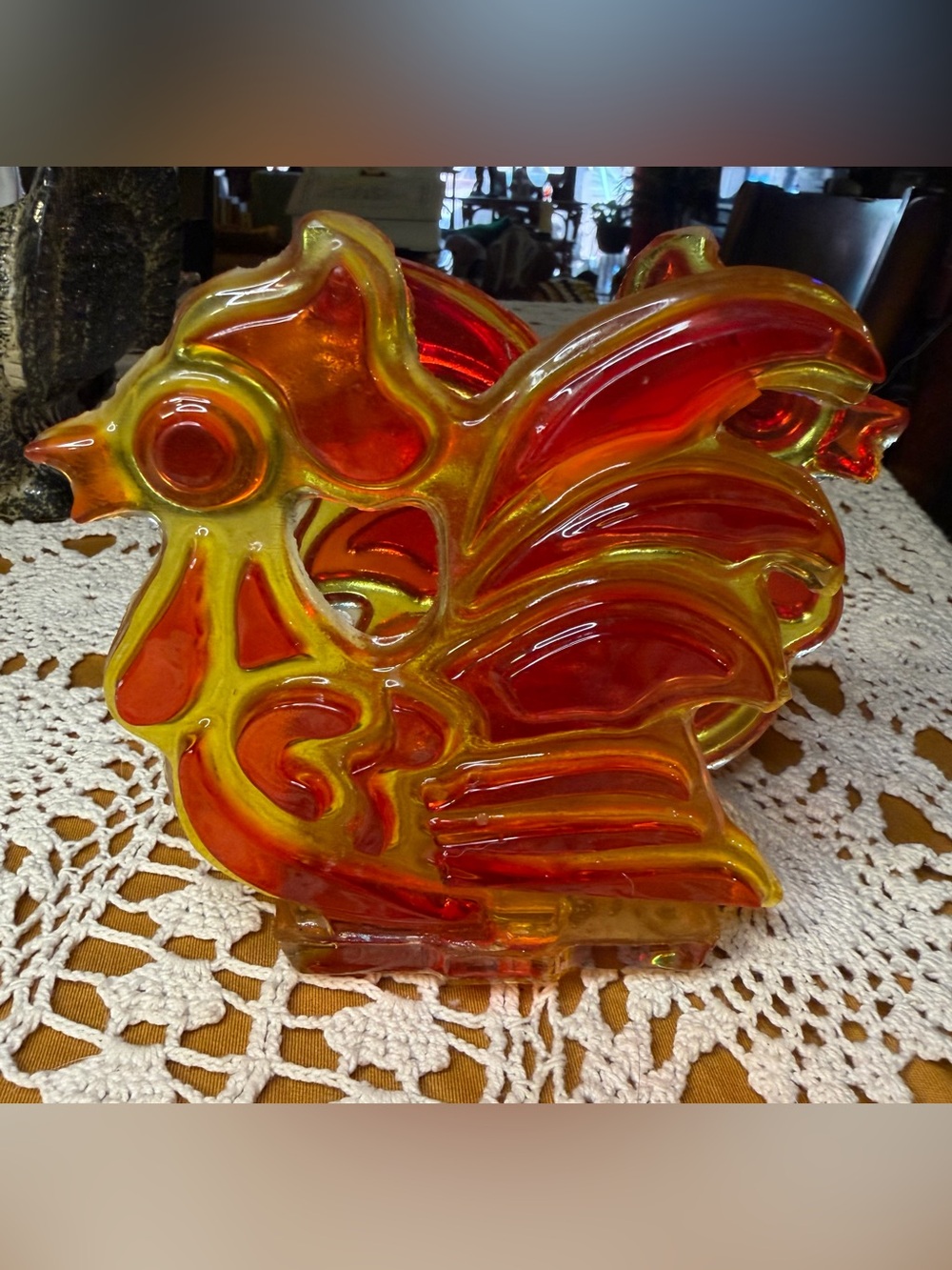 Vintage MCM Kelvin Gifts Resin Rooster Napkin Letter Holder Amberina Style